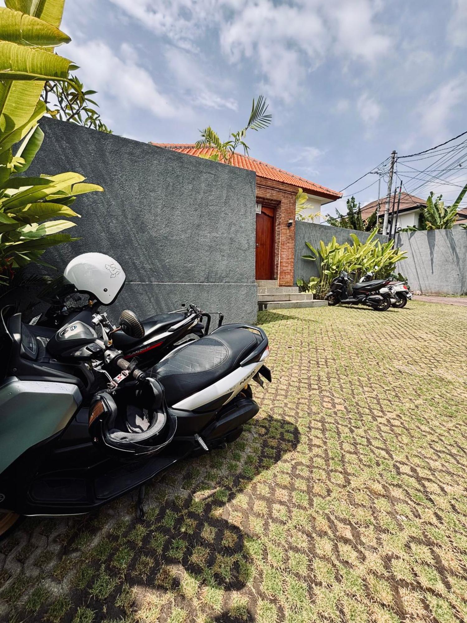 Kampana Homestay Uluwatu Exterior foto